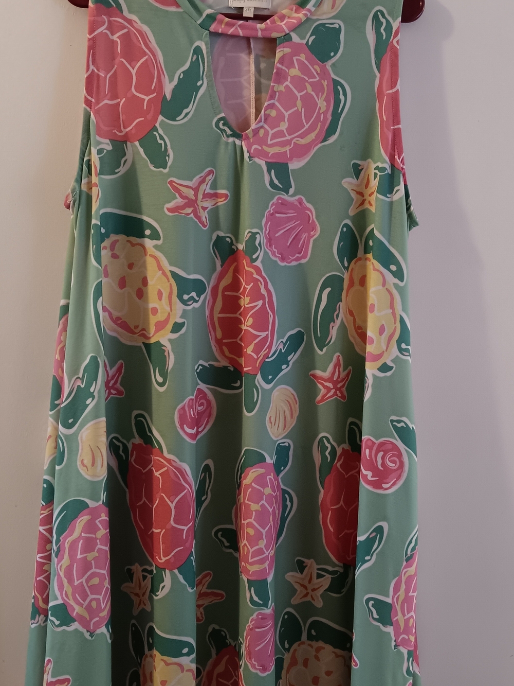 Sleeveless Sea Turtle Print Shift Top - Green/Pink
